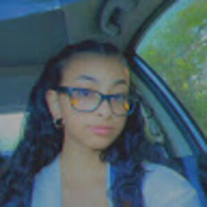 Meet your Posher, Angelique